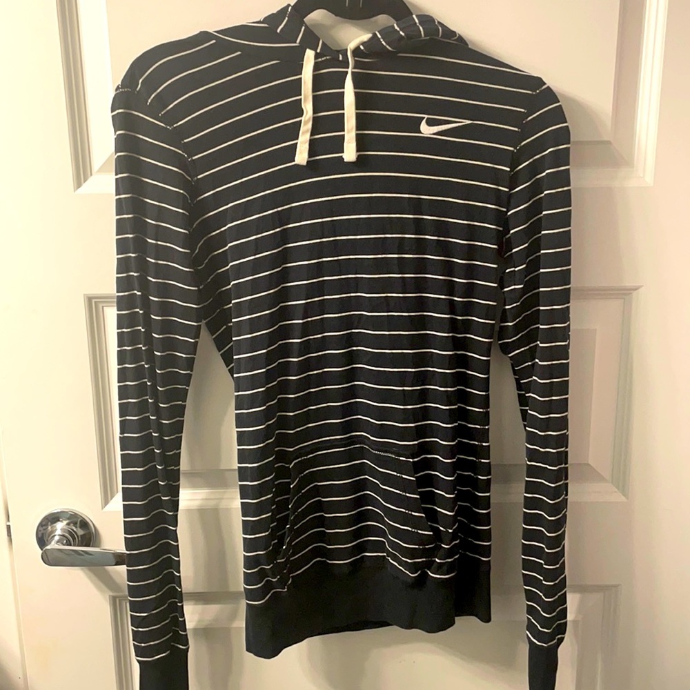 Nike pullover